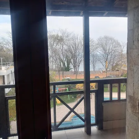 Apartamento Paradise With A Sea View