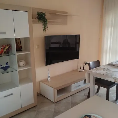 Paradise With A Sea View בורגאס